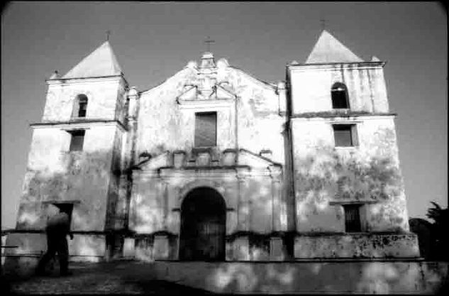 Clarines Fotoperiodismo y documental Blanco y Negro (Química)