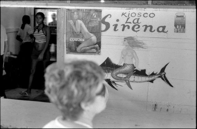 De la serie: Venezuela Cotidiana Fotoperiodismo y documental Blanco y Negro (Química)