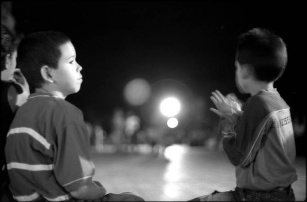 De la serie: Venezuela Cotidiana Fotoperiodismo y documental Blanco y Negro (Química)