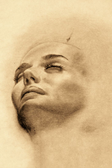 Rostro de mujer Graphite