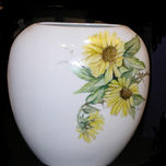 porcelana pintada a mano thumbnail 2