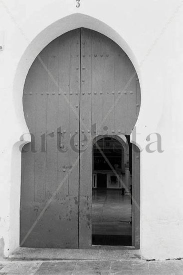 La puerta Arquitectura e interiorismo Blanco y Negro (Química)