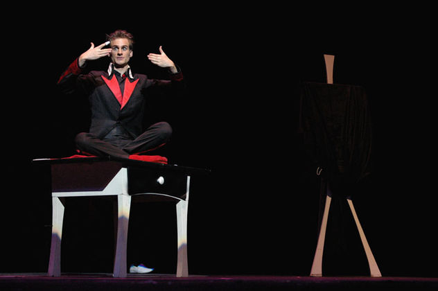 Serie. Festival Int. de magia 01