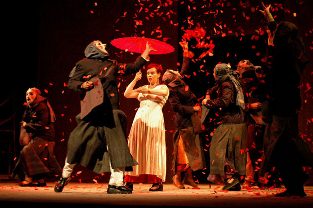 Serie. Teatro la Bacante 02