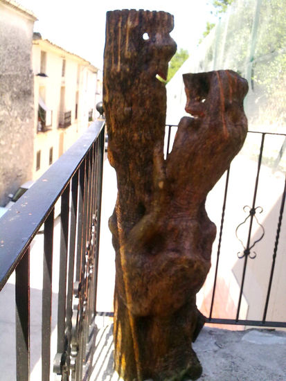 La  primavera la sangre altera Wood Figurative