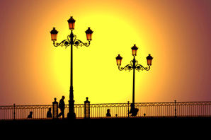 PUENTE TRIANA Otras temáticas Color (Química)