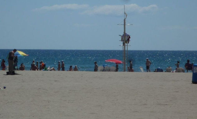 EL VIGILANTE DE LA PLAYA 