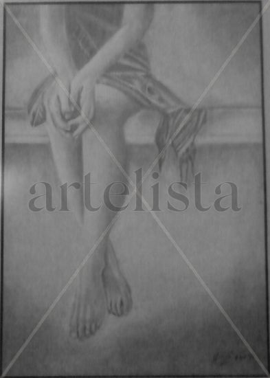 niña sentada Charcoal