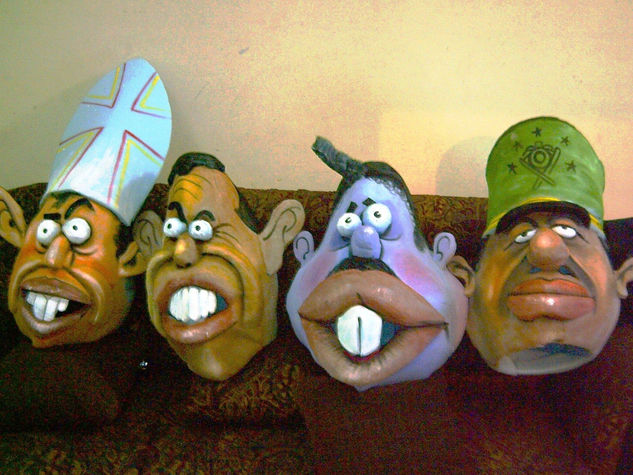 MASCARONES CARICATURESCOS 