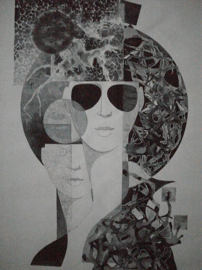 mujer con lentes 