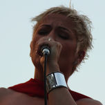 "NOELIA ZANON" Cantante y actriz valenciana. thumbnail 1
