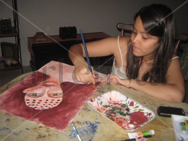 Mi niña Sami recibiendo mis clases de pintura Acrílico Papel Figura