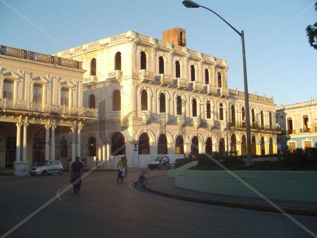 Si de ruinas se trata...