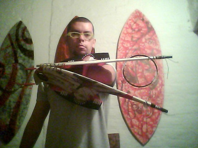 artista y escudo