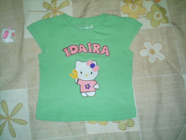 FIELTRO CAMISETA HELLO KITTY 