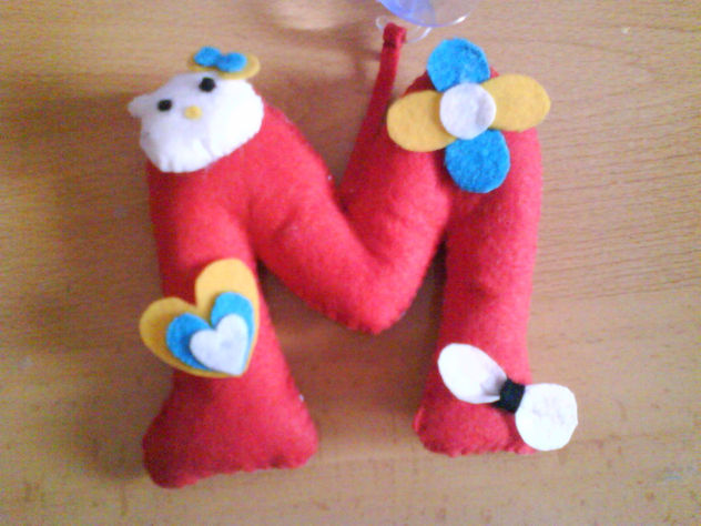 PELUCHE DE LETRA M