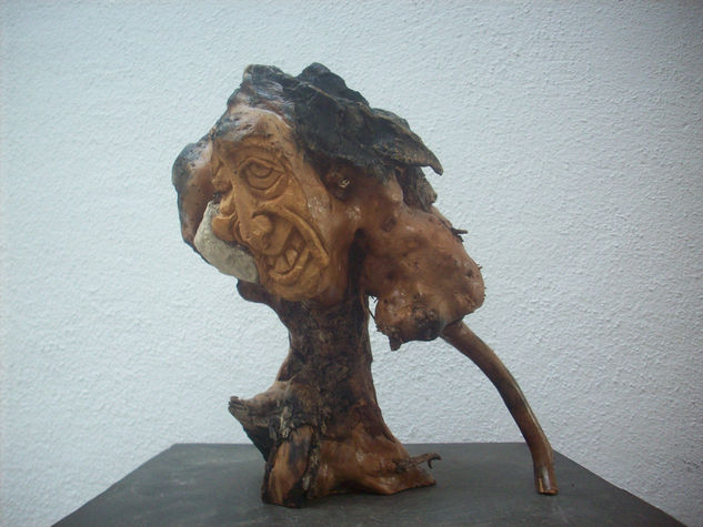 El jorobado. Wood Figurative