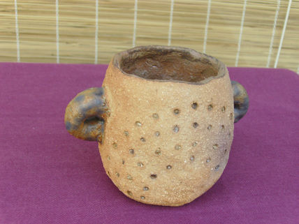 Taza 2 asas