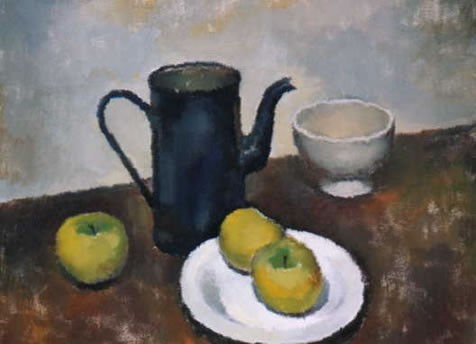 Cafetera azul con manzanas