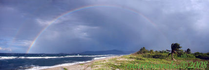 Arcoiris entre mar...