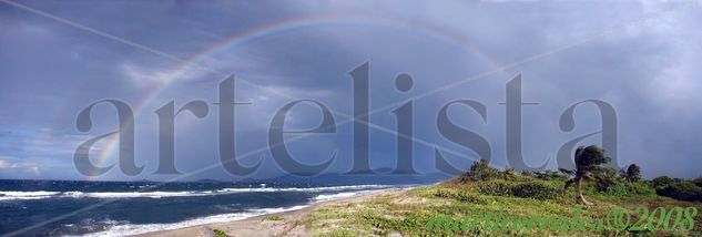 arcoiris entre mar y tierra Naturaleza Color (Digital)