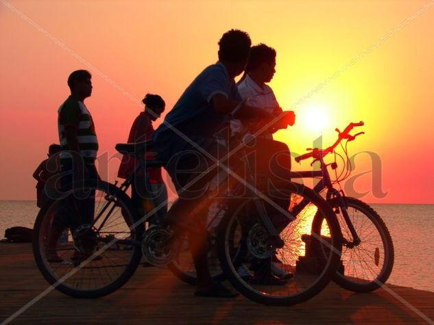 Atardecer en el muelle de Omoa II Viajes Color (Digital)