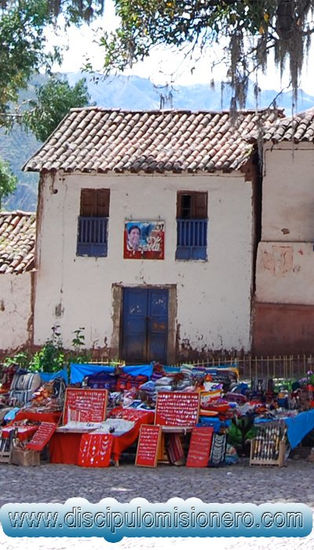 Plaza  Urubanba (Cuzco) Travel Color (Digital)