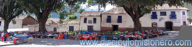 Plaza  Urubanba (Cuzco)  (II) Architecture and Interiorism Color (Digital)