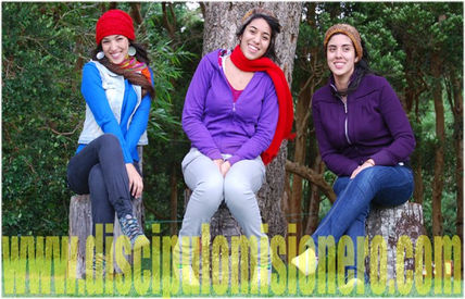 Tres sonrisas ...