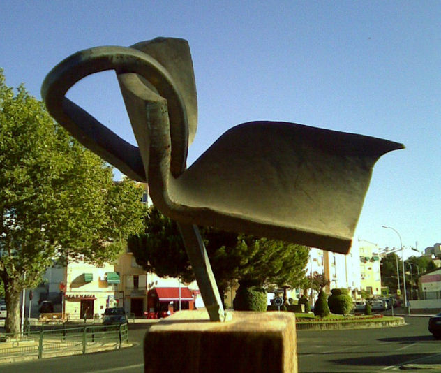 PLAZA DE LOS ALAMITOS.- Plasencia