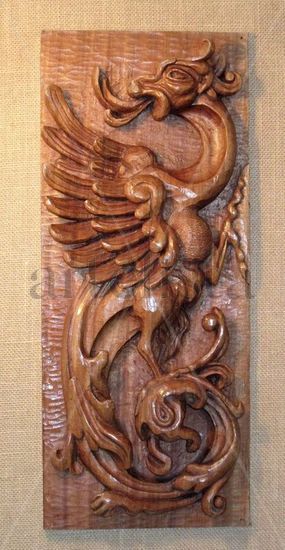 Dragón, altorelieve en madera de sapelli Wood Figurative