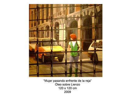 "mujer pasando...