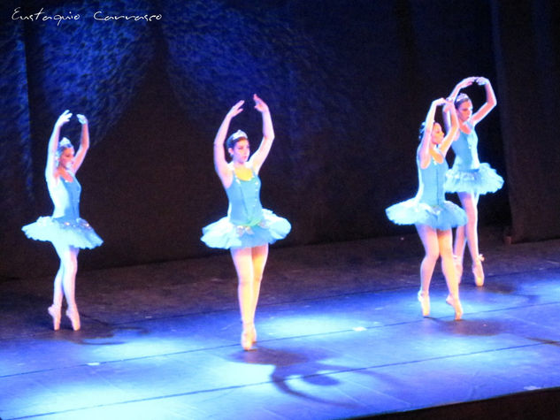 Cuatro bailarinas, (Four dancers) Other Themes Color (Digital)