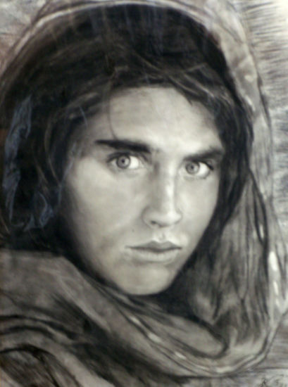 Mirada Charcoal