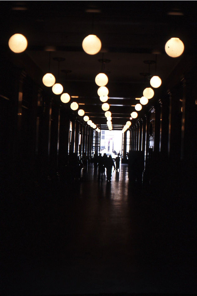 pasillo a la luz