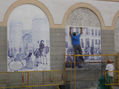 Montaje de murales en la Avd. Juan Carlos I de Badajoz