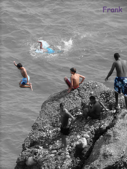 niños volando 