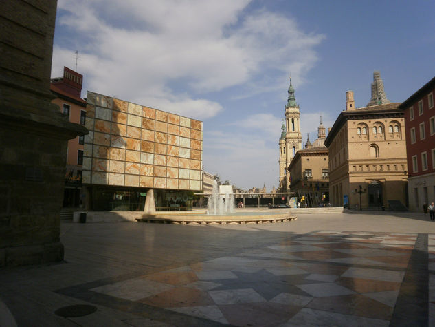 ZGZ  RVTD2   "Los SITIOS de Zaragoza"  -18- Arquitectura e interiorismo Color (Digital)