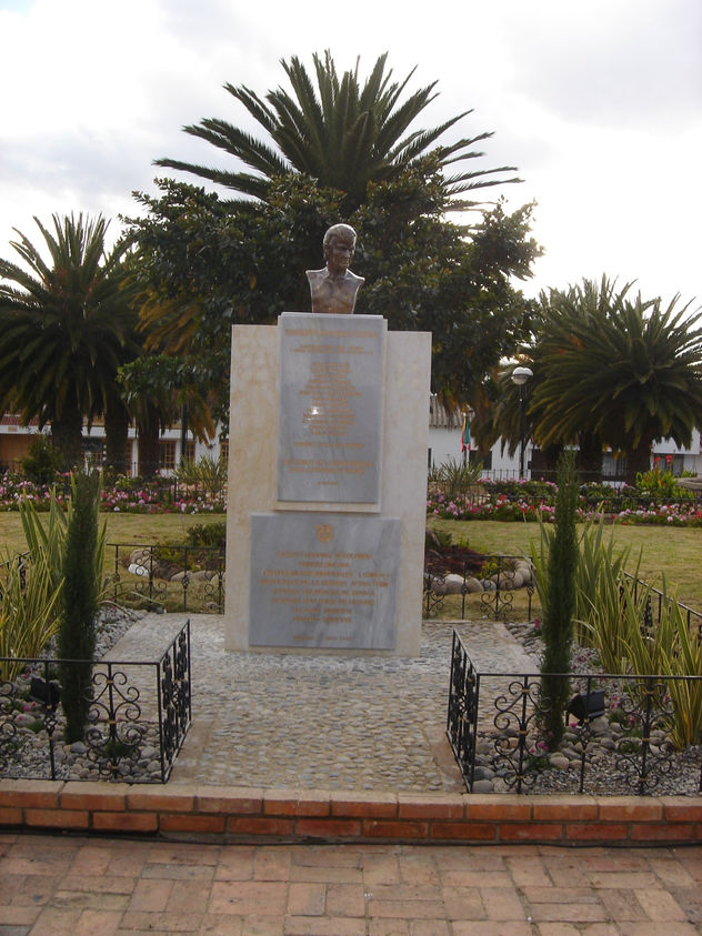 INOCENCIO CHINCA  CENTAURO DE LA INDEPENDENCIA