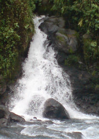 Catarata Cinchona