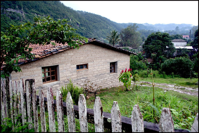 Casa de adobe Viajes Color (Digital)