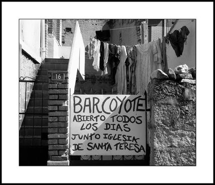 Bar Coyote,