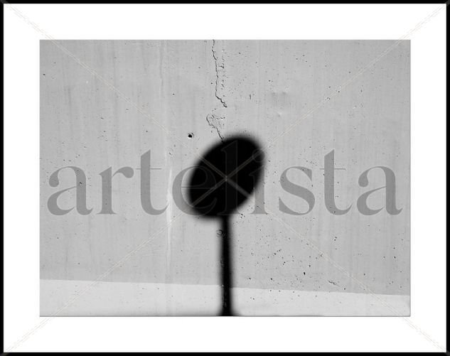 Piruleta alta. Conceptual/Abstracto Blanco y Negro (Digital)