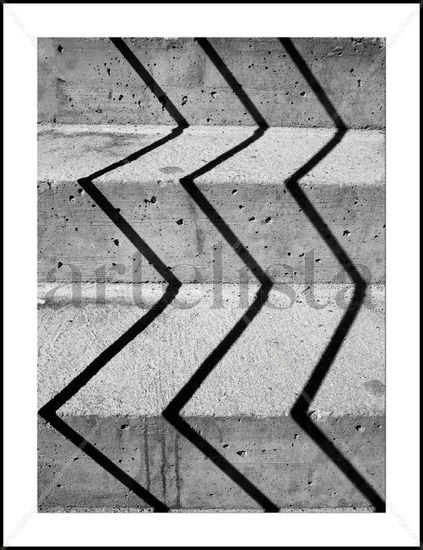 Zig-zag. Conceptual/Abstracto Blanco y Negro (Digital)