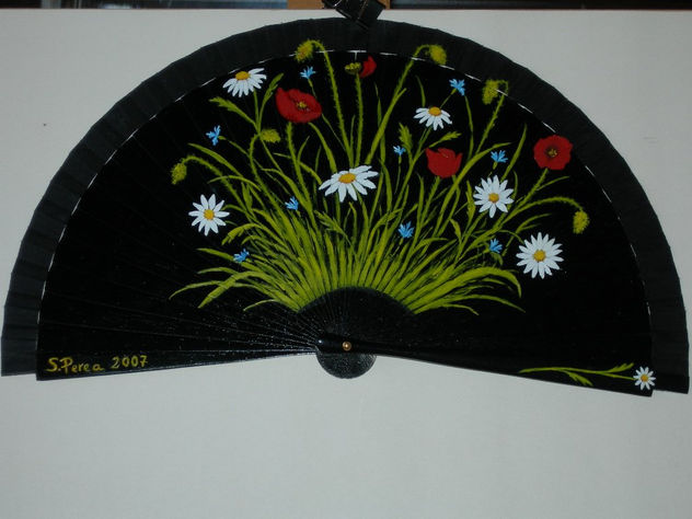 ABANICO CON FLORES SILVESTRES