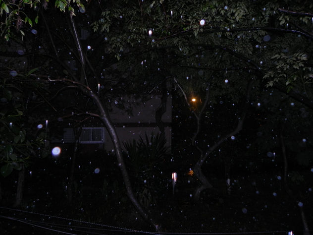 LLuvia iluminada por un sonriente!