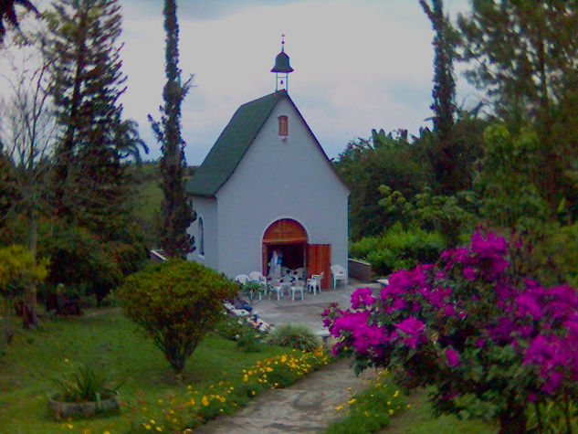 Schoenstatt Arquitectura e interiorismo Color (Digital)