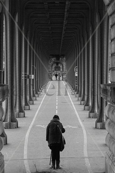 Puente Bir Hakeim. Paris (2009).
