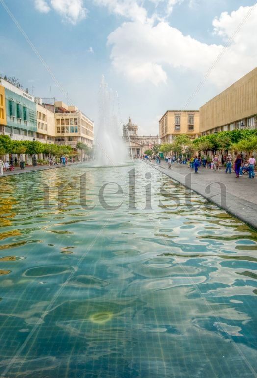 Fuente en la Plaza Tapatia