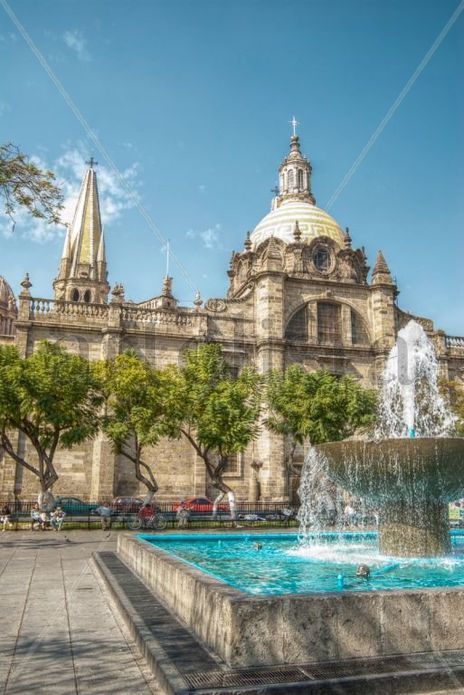 Catedral y Fuente